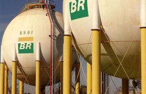 EMPRESA ABRE 60 VAGAS PARA TERMINAL DA PETROBRÁS EM UBERLÂNDIA