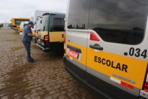 UBERLÂNDIA CREDENCIAMENTO TRANSPORTE ESCOLAR ESCOLAR